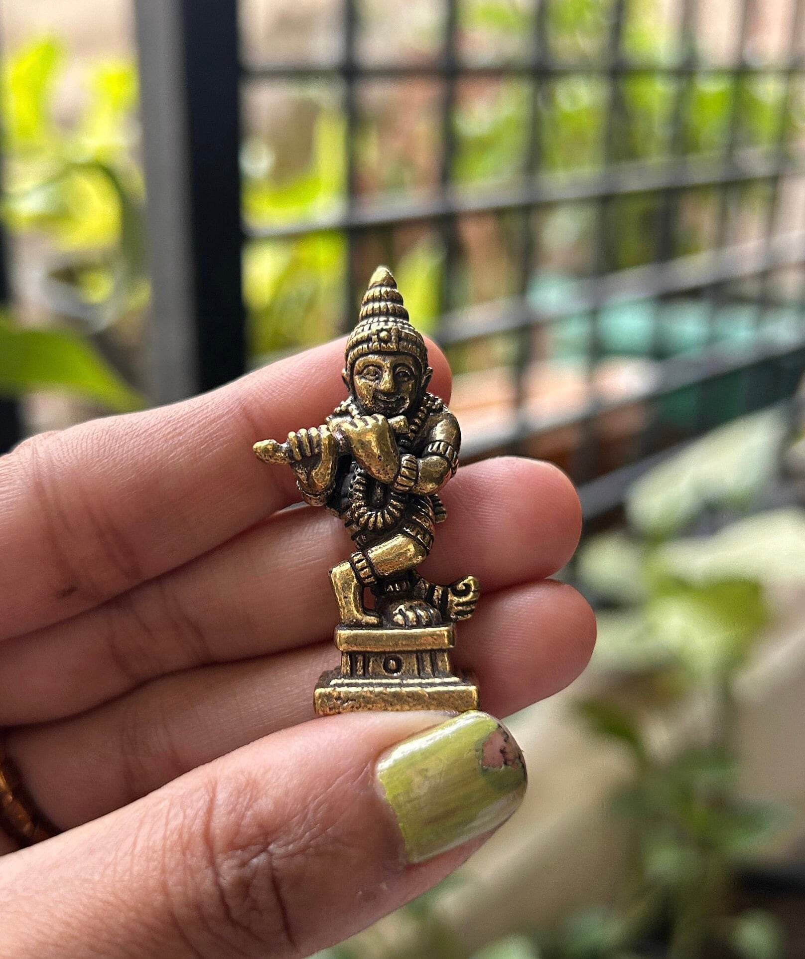 真鍮製クリシュナ像：愛の神、フルート奏者、寺院の装飾 - Etsy 日本