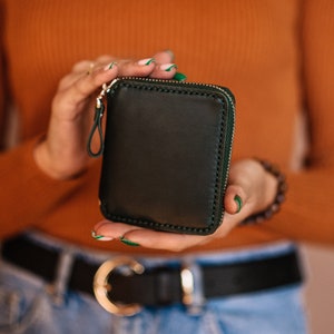 Womens zipper wallet, Personalized gifts for her, Womens green wallet, Birthday gift, Sister gift