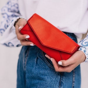 Cartera de cuero personalizada, cartera de mujer, regalo de aniversario, regalo de dama de honor de boda, cartera roja larga