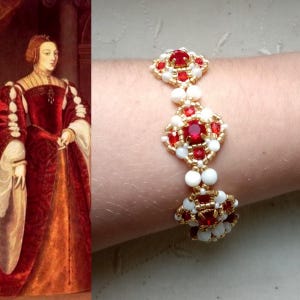 TUDORS - Bracelet Renaissance inspiration - Cristal et perles de rocaille rouge et or - Réalisé sur commande - Couleurs au choix