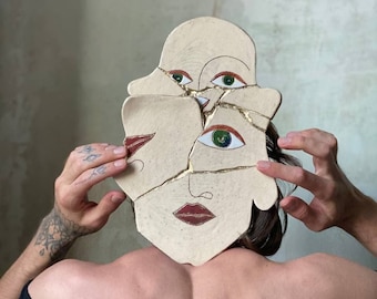 Keramisk Beige Tallrik Ansikte Original Konst Dihtyar