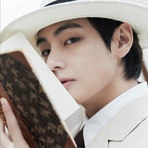V&#39;S concept photos for &quot;Special 8 photo folio VEAUTIFUL DAYS&quot;