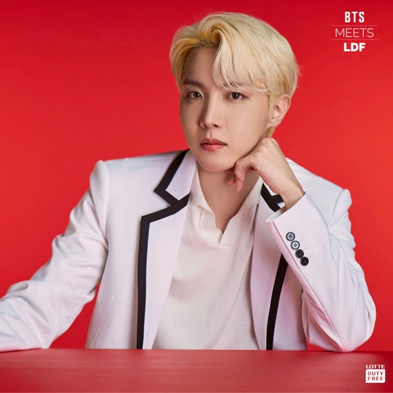 Lotte Duty Free Photos of BTS - Etsy