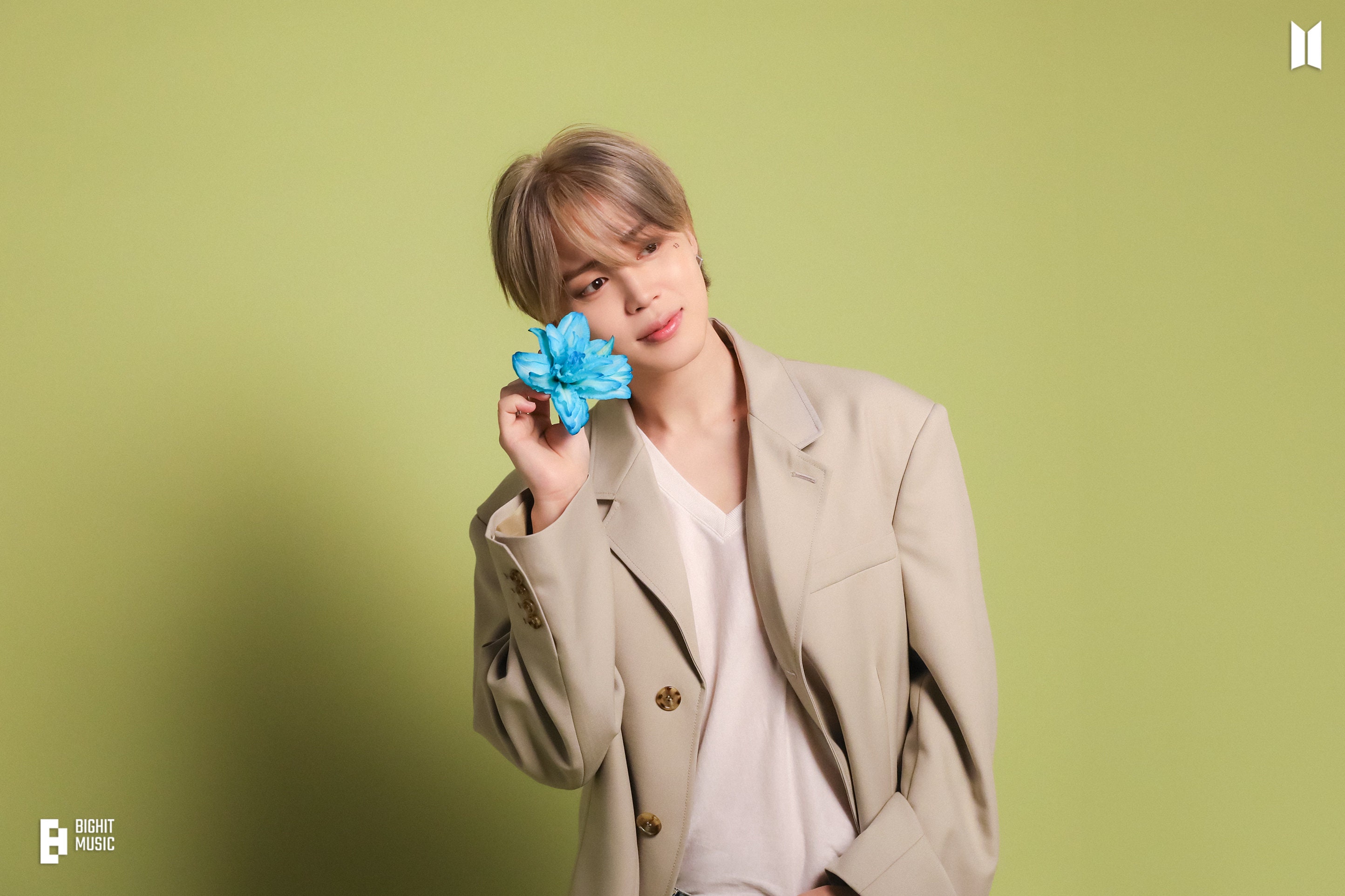 BTS JIMIN MAP OF THE SOUL MOS ONE ON:E CONCEPT BOOK Official