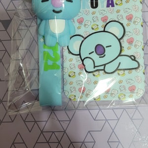 BT21 Keychain plus card holder