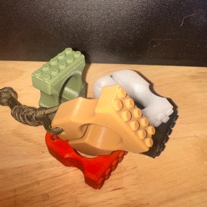 EDC Knuckle Keychain Building Brick Edition