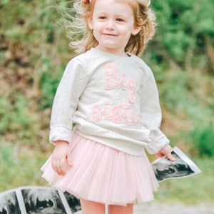 Big Sister Baby Crewneck Sweatshirt Custom Hand-Embroidered  - Baby Gift - Baby Announcement - Family Pictures - Baby outfit - Unique Gift