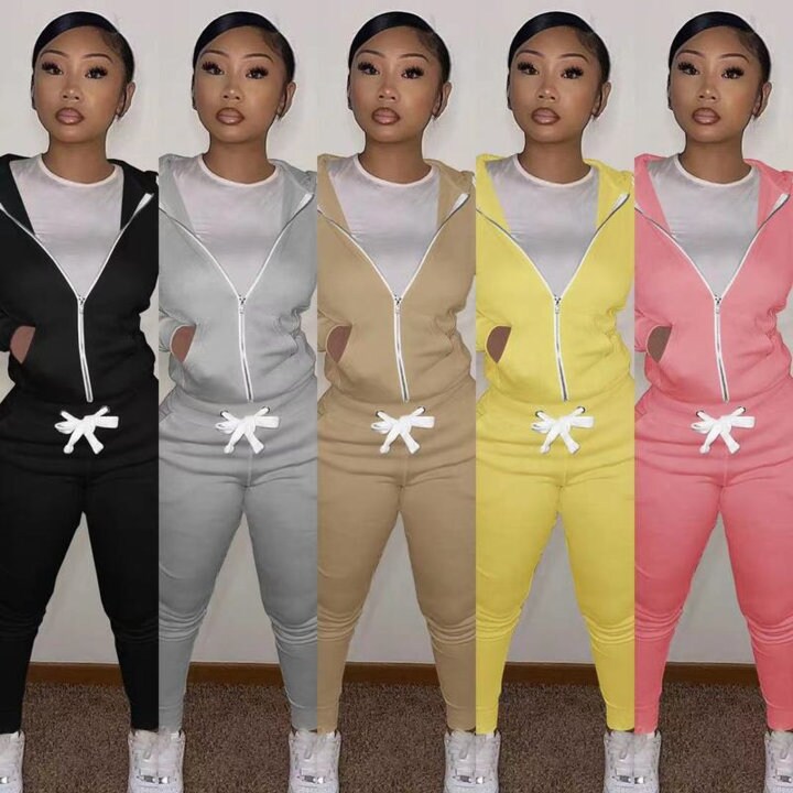 women's nike track suit