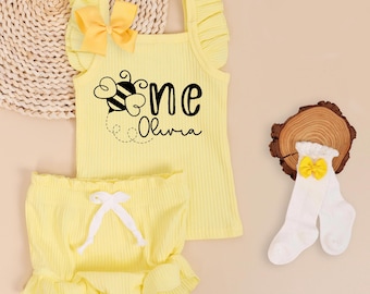 Bee One First Birthday Baby Onesie, Bumble Bee First Birthday Outfit Girl, Bee Birthday Party,Honey Bee Birthday, Smash Cake Outfit
