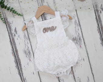 Rustic Baby Girl Cream Romper, 1st Birthday Cream Baby Girls Boho Outfit, Boho Girl Outfit, Rustic Lace Baby Girl Lace Chic Bubble Romper