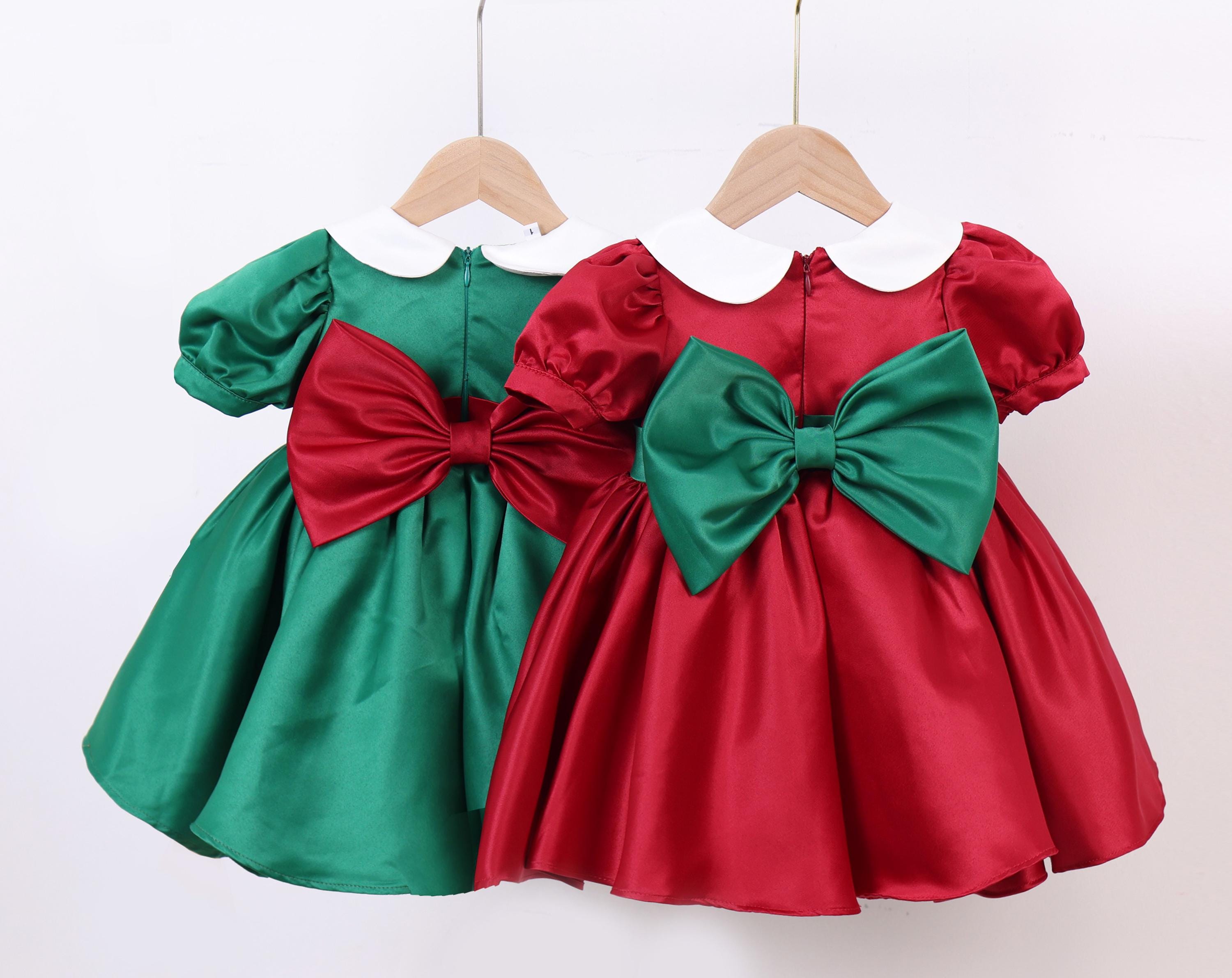 刺繍モノグラムキャンディケインクリスマスベビーガールドレス