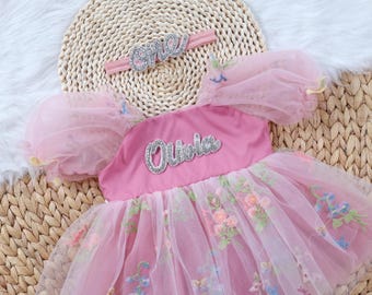 Cake Smash Outfit Mädchen, 1. Geburtstag Outfit Mädchen, erster Geburtstag Kleid, Baby Blumenmädchen Kleid, Boho Baby Kleid, Floral bestickter Strampler