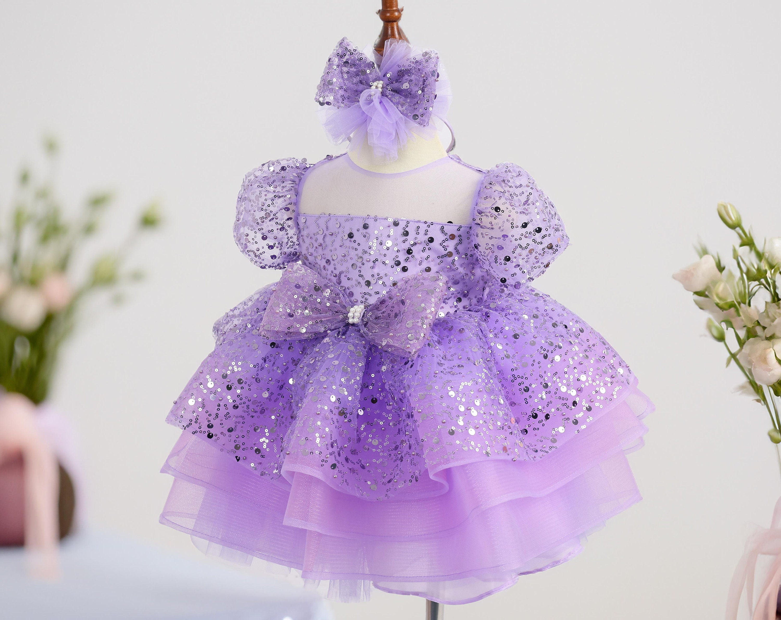 Hermoso modelo cola de pato con lentejuela y estrellas en el tutu 🤩🤩 De  la talla 4 a la 16 📲 pedidos al ws 04122137822 o directo al link de la bio [Luckele] Vestido de lentejuelas para bebé y niña, con cola de sir