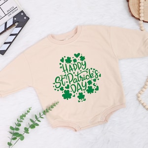 Shamrock Happy St. Patrick&#39;s Day Bubble Romper Sweatshirt, St. Patrick&#39;s Day Baby Outfit, St. Patricks Day Shirt, Baby Bodysuit, Baby Outfit