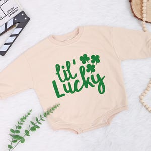 St.Patrick&#39;s Day Girl Outfit, Custom Name Baby Sweater, Shamrock Baby Sweatshirt, Custom Name 4 Leaf Clover Gift, Lucky Charm Baby Romper