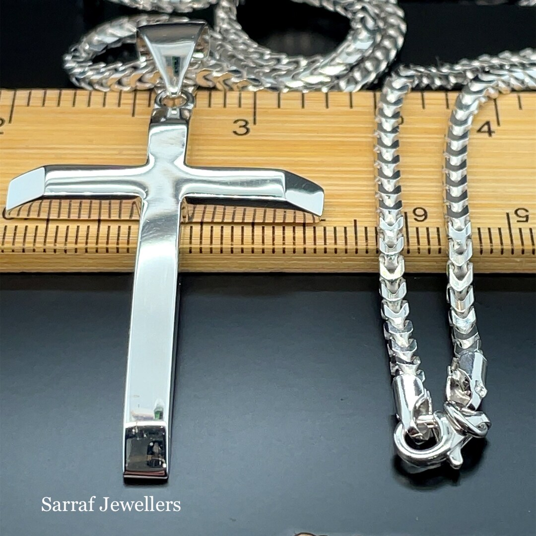 Brand Avenue 925 Silver Solid Cross Pendant