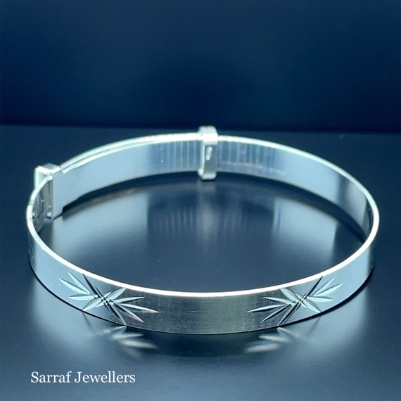 Baby shop expandable bangle