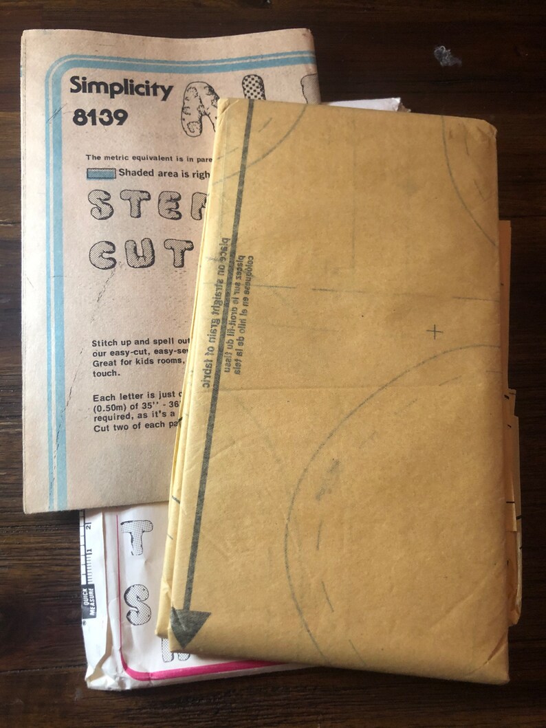 Vintage Uncut Simplicity Sewing Pattern 8139 Jiffy Alphabet Pillows