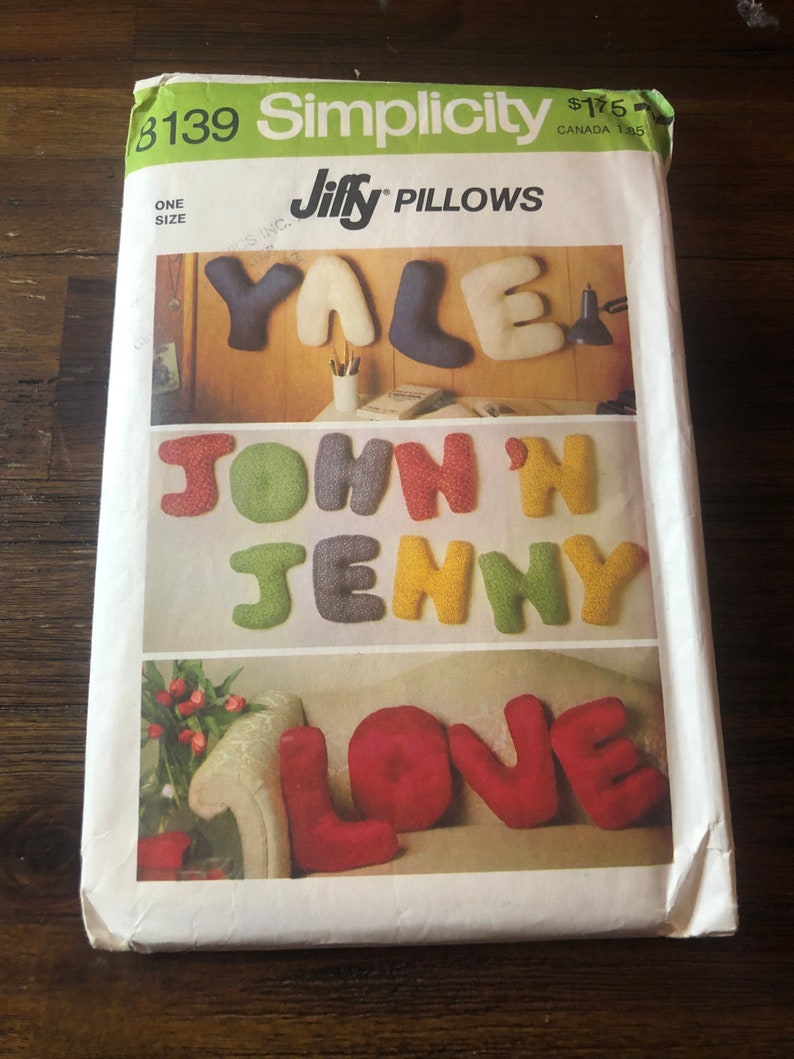 Vintage Uncut Simplicity Sewing Pattern 8139 Jiffy Alphabet Pillows