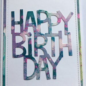 Carte unique en son genre découpée à l'encre découpée joyeux anniversaire