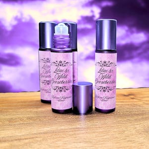 Lilac & Wild Gooseberries - 10ML Golden Jojoba Oil - Roll On Fragrance