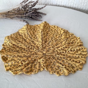 Vintage Häkel-Tischset in Muschelform