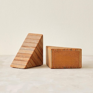 Bookends