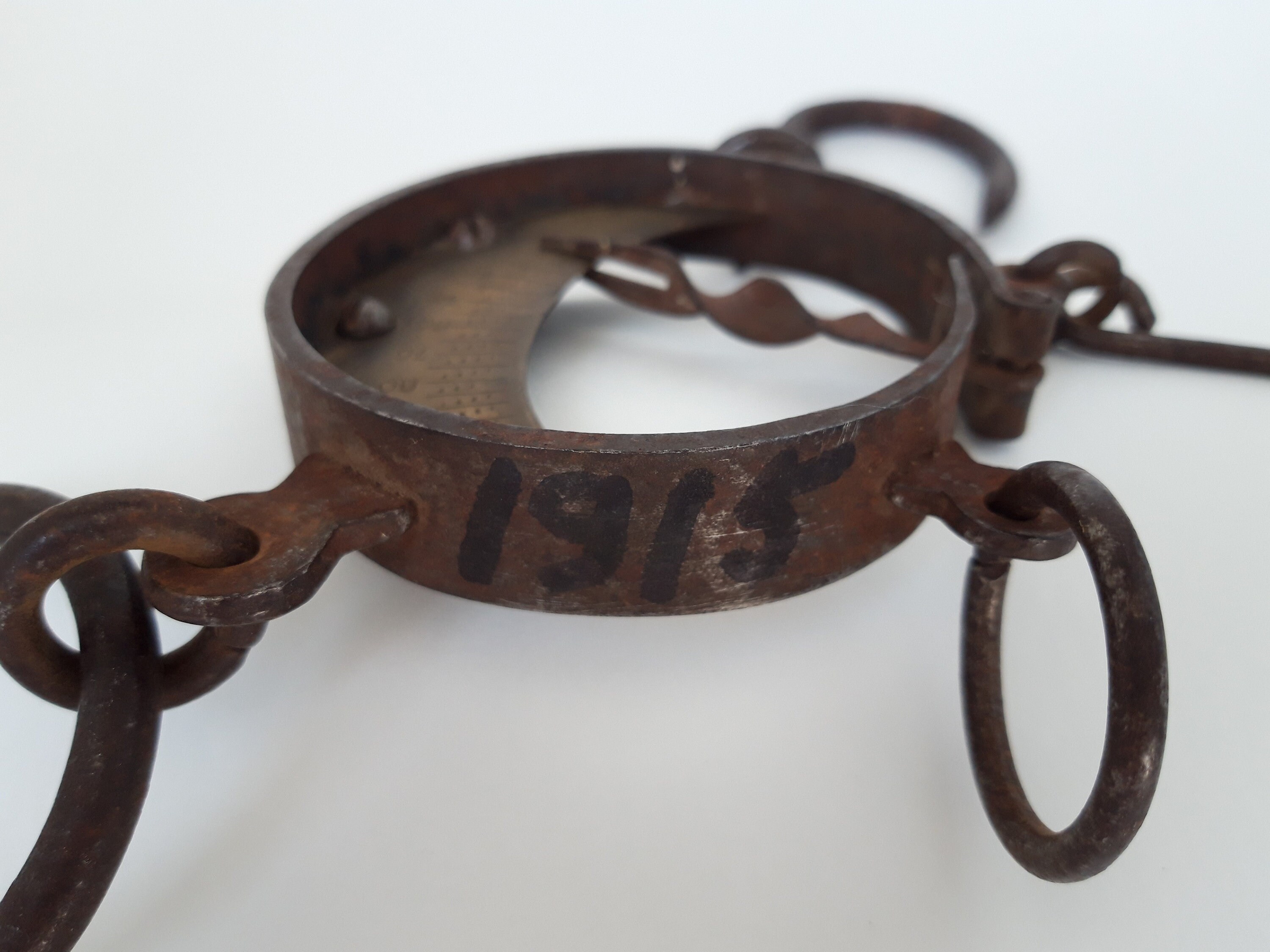 アンティークな手鍛造鉄製スケール：素朴な吊り下げフック装飾 - Etsy 日本