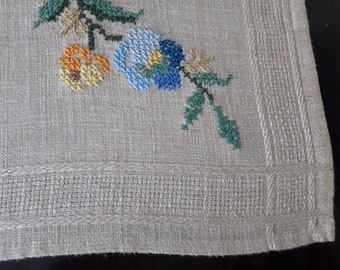 ヴィンテージ手刺繍花柄テーブルクロス、32インチ四方 - Etsy 日本