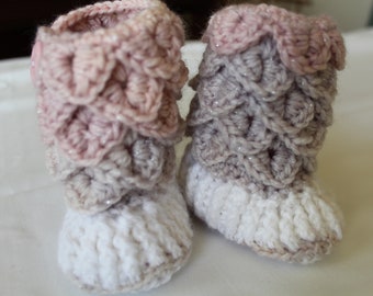 Infant Booties Crocodile Stitch