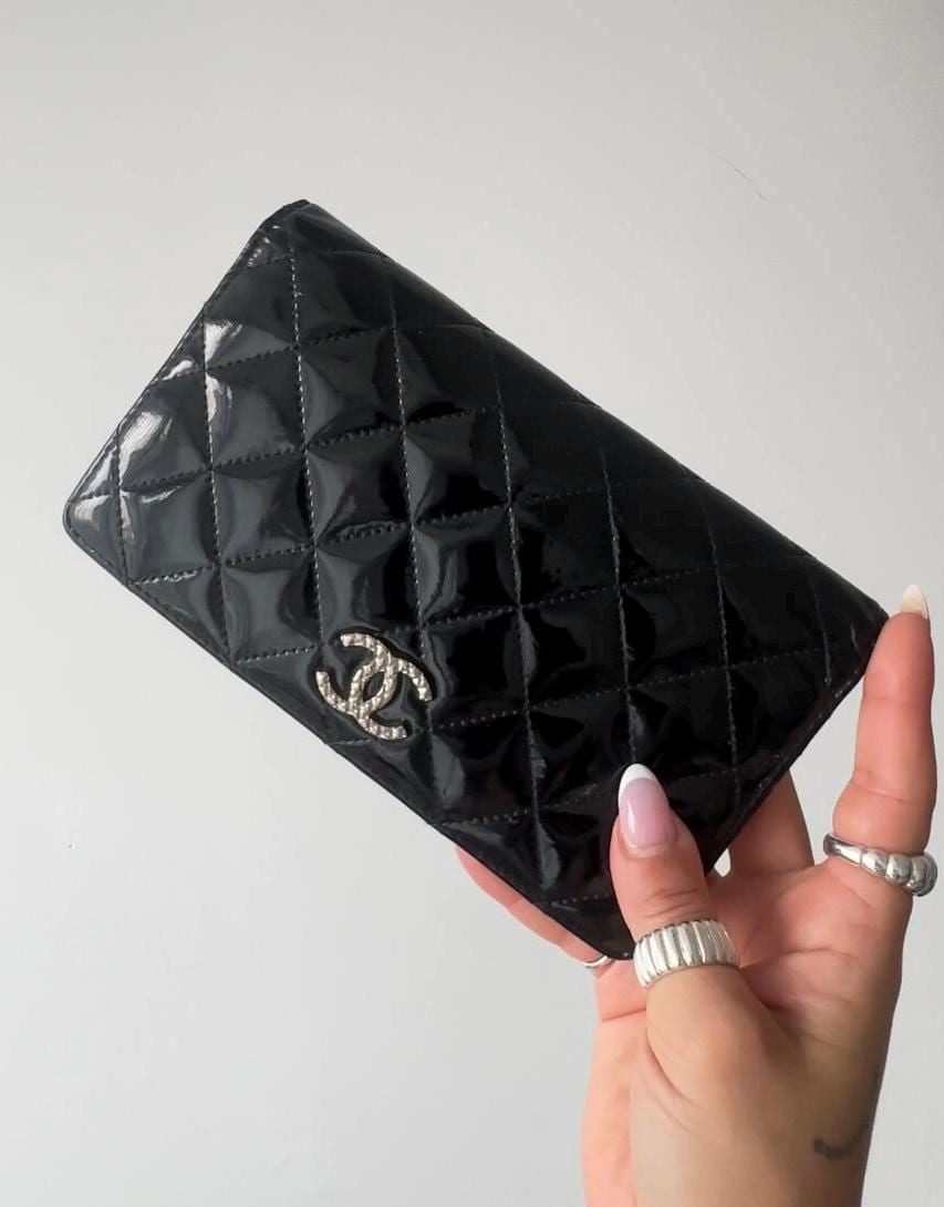 Coco chanel wallet Canada
