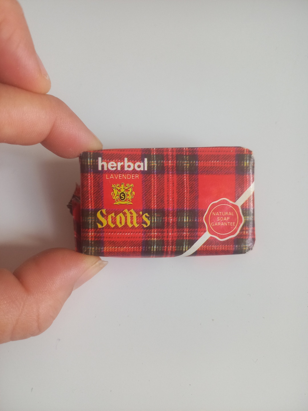 3 Vintage Hotel Soaps Personal Sized Soap 70's 80's Travel Souvenir 3