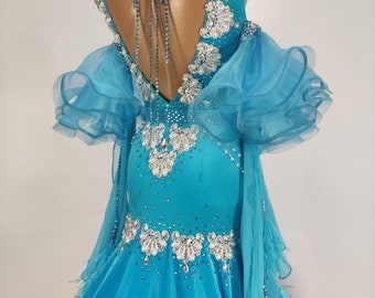 ティックルド ピンク - 社交ダンスドレス。スワロフスキーを使用した