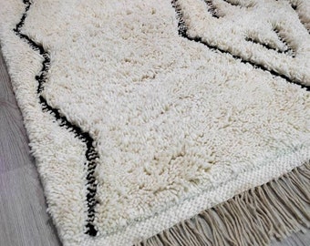 Morocco Black and White Geometric Pattern Rug, Beautiful Beni Ouarain Berber Rug, 5.9x4.6 Ft, Rug For Living Room Or Bedroom, Wool Woven Rug