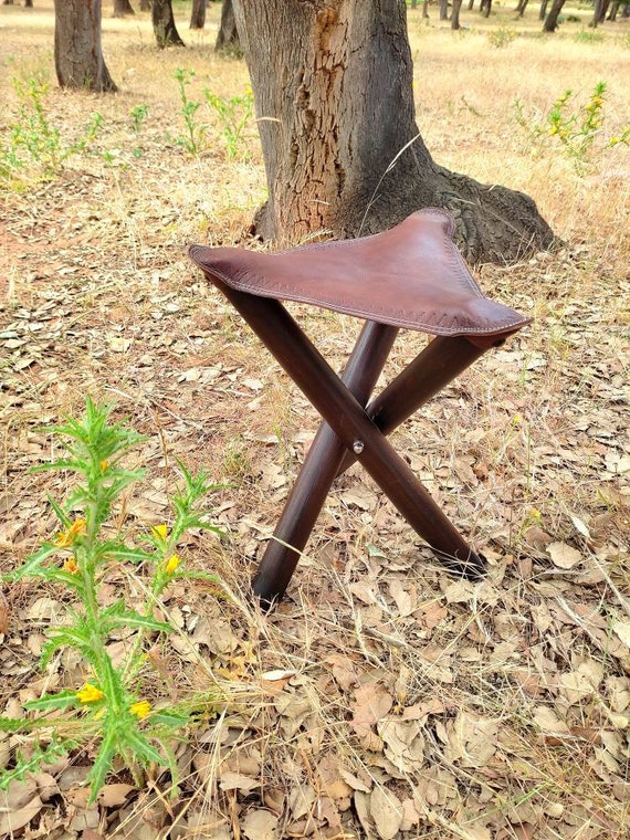 Foldable leather deals stool