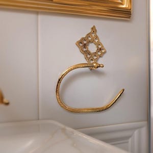 Porta carta igienica in ottone massiccio inciso, porta rotolo di carta igienica, portasciugamani o carta igienica a parete, porta asciugamani in ottone marocchino fatto a mano.