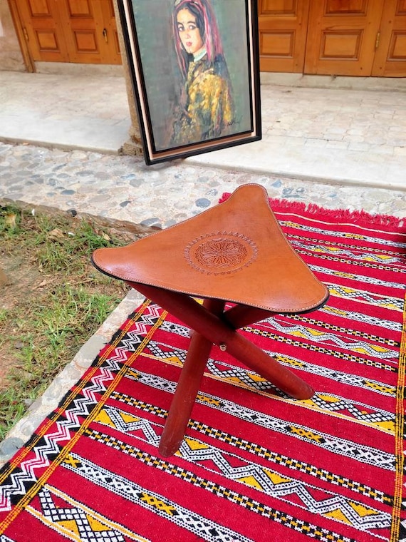 100% Handmade Leather Folding Stool, Genuine Cow Leather Tripod Camp Stool, Bohemian Triangl Leather Chair, Available in 6 colors.
