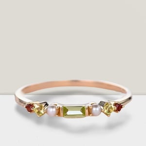 Peridot Garnet Wedding Band Ring Rose Gold Half Eternity Red Green Gemstone Ring August Birthstone Ring Stackable Ring For Women