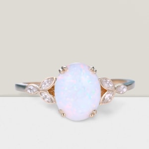 14K Rosegold Opal Verlobungsring: Art Deco Oval Opal & Kubik Zirkon