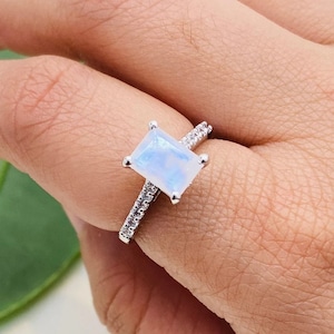 Bague pierre de lune arc-en-ciel, bijoux en or blanc 14 carats, bague en pierre de lune véritable, bague en pierre de lune, bague en pierre de lune naturelle, cadeau bague de naissance de juin