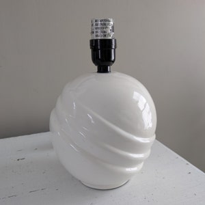 Vintage Ceramic Swirl Table Lamp Cream/Ivory/Off White | Small Round Lamp | Bedside Table Lamp | Art Deco Revival