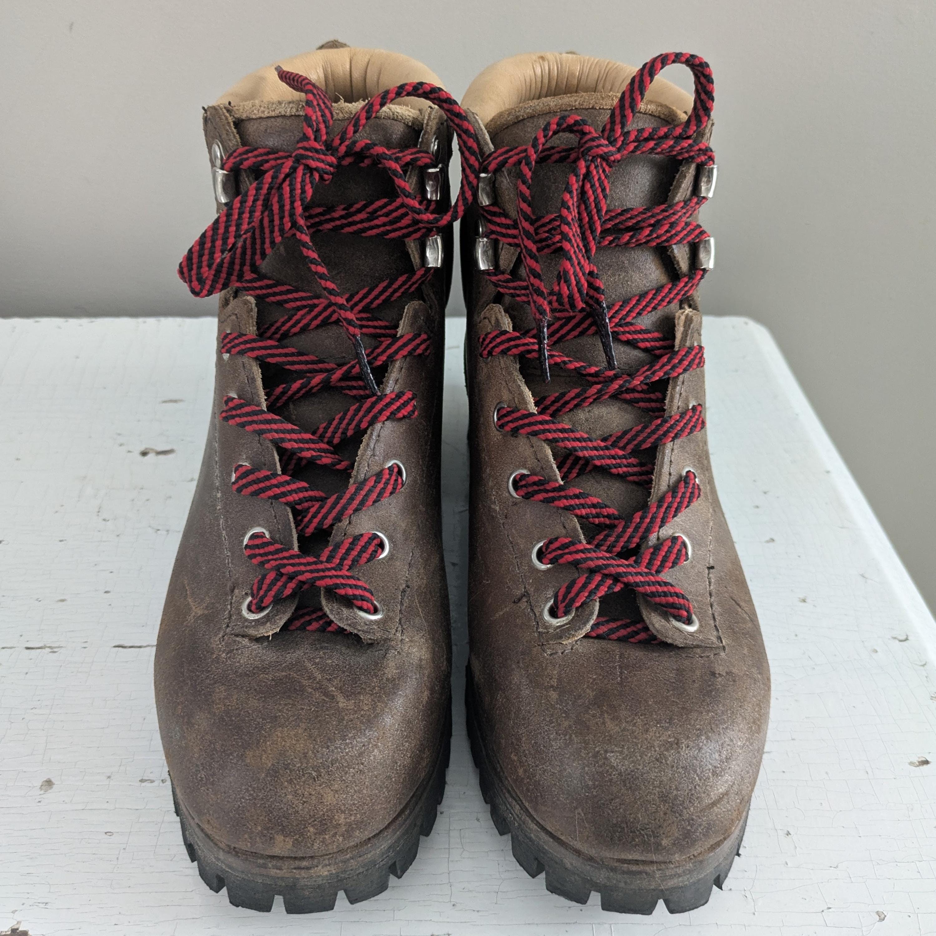 Vintage Vasque Leather Hiking Boots | Italian Split Cowhide 