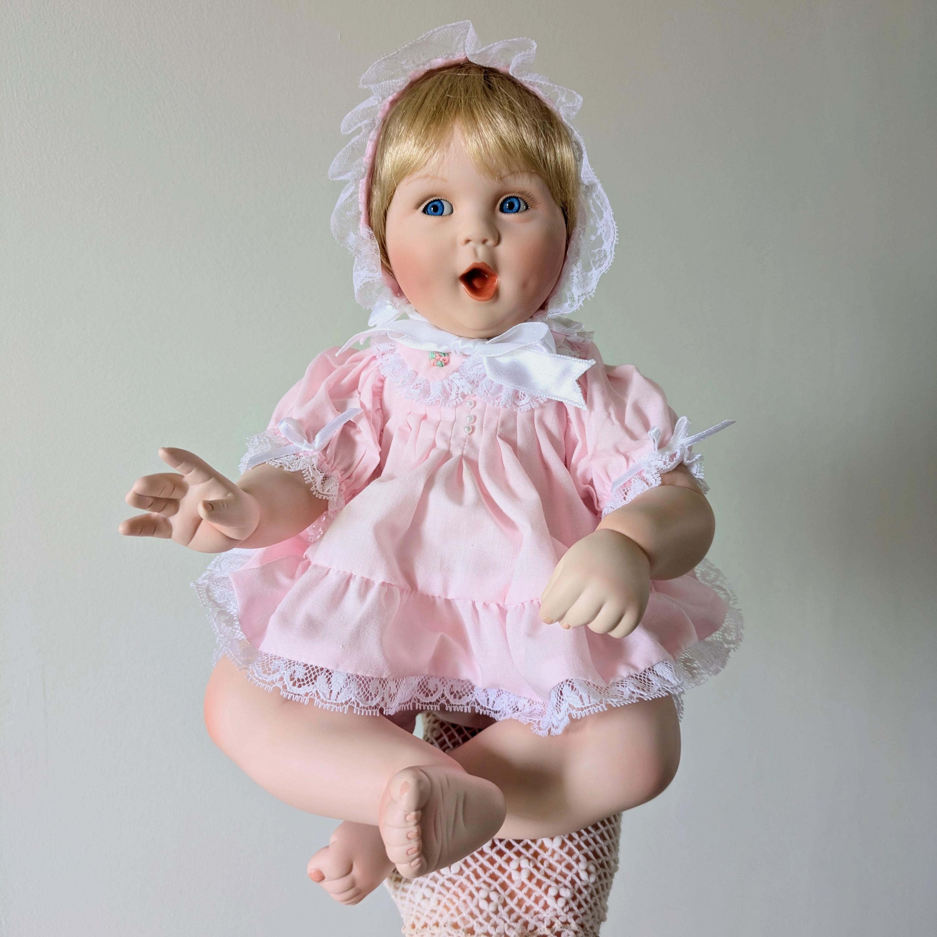 1997 Porcelain Doll - Etsy Canada