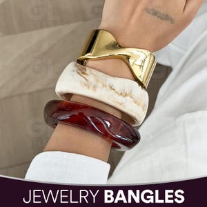 Chunky Resin bracelet, Resin Bangle, Wide Bracelet, Alloy Bangle, Vintage Jewellery,Carved Organic Resin,Statement Bangle,Stacking Jewellery