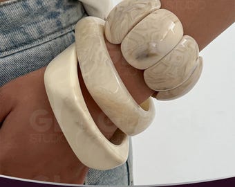 Resin Bangle, Chunky Resin bracelet,Wide Bracelet, Resin bracelet,Vintage Jewellery,Carved Organic Resin,Stacking Jewellery,Statement Bangle