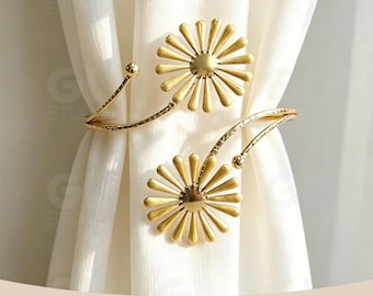 Elegant Enamel Daisy Curtain Tiebacks, Luxury Gold Curtain Holdbacks, Boho Floral Home Decor, Metal Floral Window Curtain Holdback
