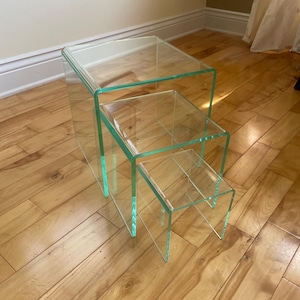 3 nesting tables plexiglass glass looking 14 cm to 45 cm height deco display