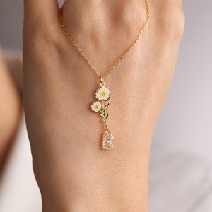 Colar com letras de flores de nascimento, colar delicado com letras CZ, colar delicado com letras de flores de nascimento, colar para damas de honra, presentes de Natal