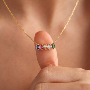Family Birthstone Necklace, Custom Multiple Birthstone Pendant, Birthstone Gifts, Custom Family Necklace, Birthstone Jewelry, Gifts For Mom