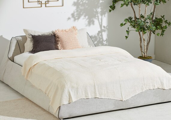 Softest blanket online for bed